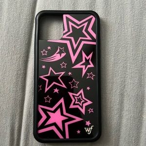 This is a Wildflower pink star phone case